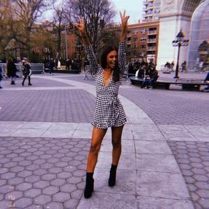 Meet your Posher, Ely